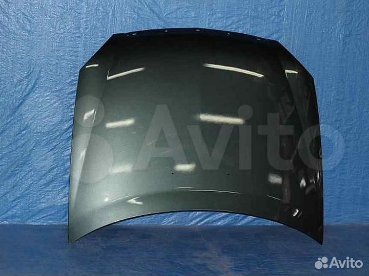 Капот на LADA priora