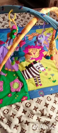 Развивающий коврик tiny love