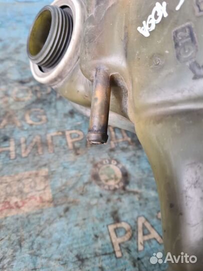 Расширительный бочок. Ауди А8-D2