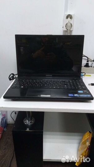 Ноутбук samsung np300v5a
