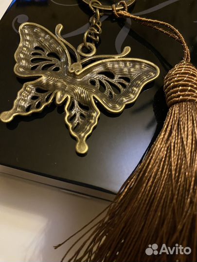 Брелок для ключей с кистью Бабочка Махаон