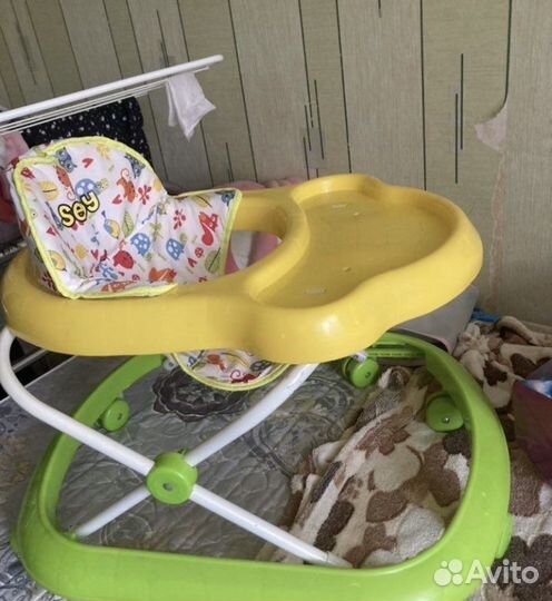 Детский столик игрушки