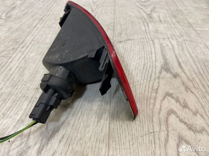 Фонарь противотуманный задний правый Ford Kuga DR