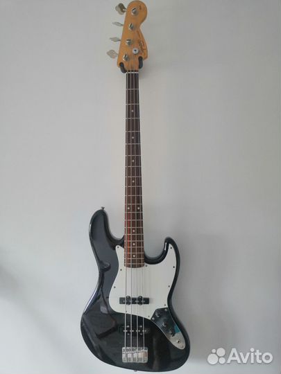 Бас гитара Fender Squier