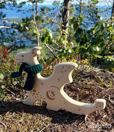 Деревянный дракон символ 2024