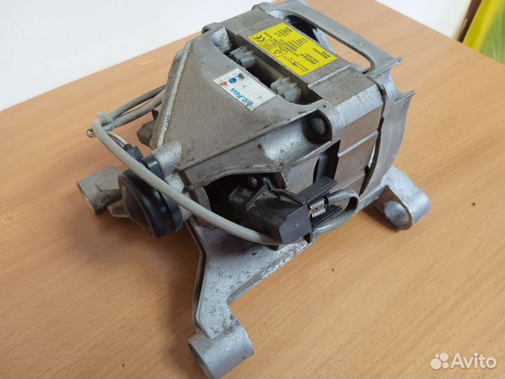 Электродвигатель 220в