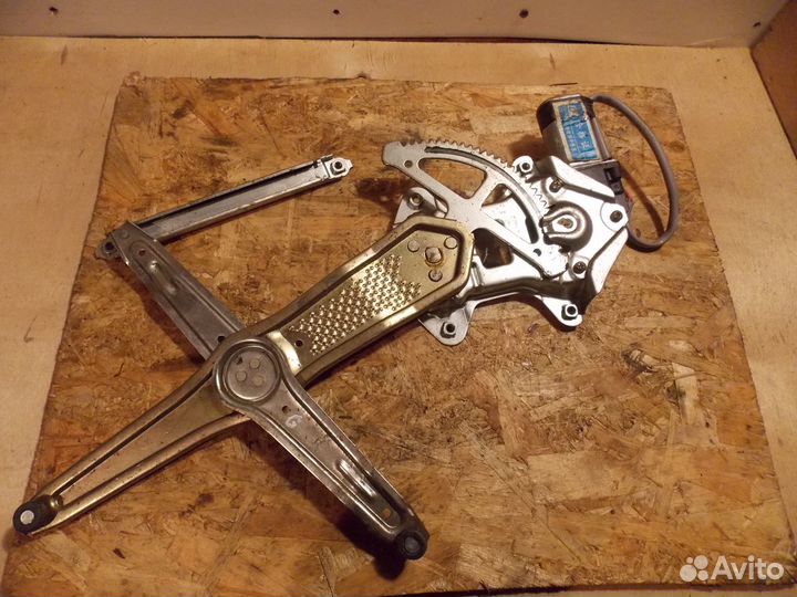 Стеклоподъемник электр. передний правый Geely MK