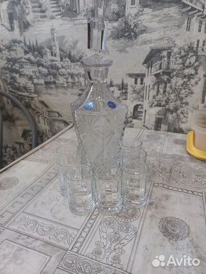 Графин хрустальный