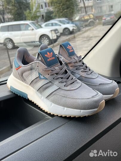 Кроссовки Adidas (43/44)