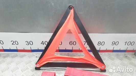 Знак аварийной остановки toyota corolla verso 2 (H