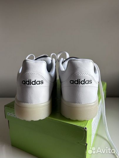 Новые кожаные кеды Adidas на 41р. оригинал