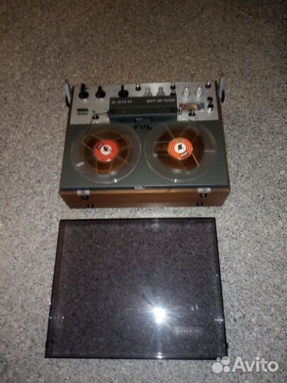 Катушечный магнитофон uher