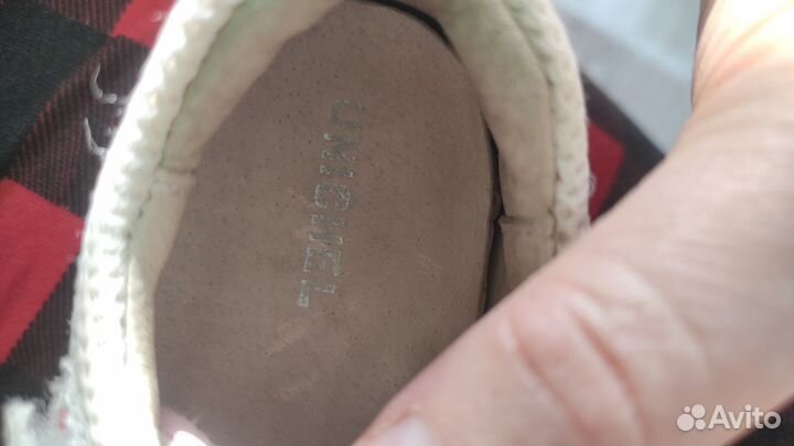 Кроссовки для девочек