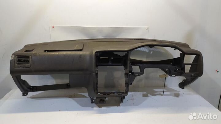 Передняя панель салона / Торпедо Toyota Corona Pre