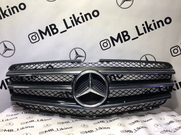 Решетка радиатора Mercedes R-Class W251