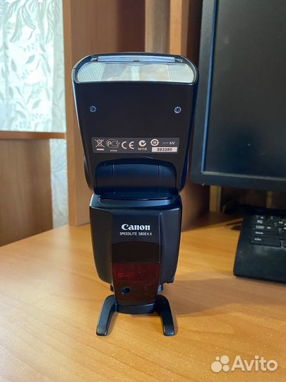 Фотоаппарат canon 60d, объектив, вспышки