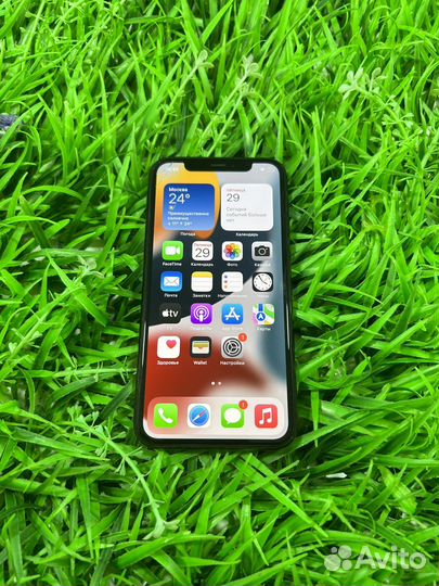 iPhone 11 Pro, 64 ГБ