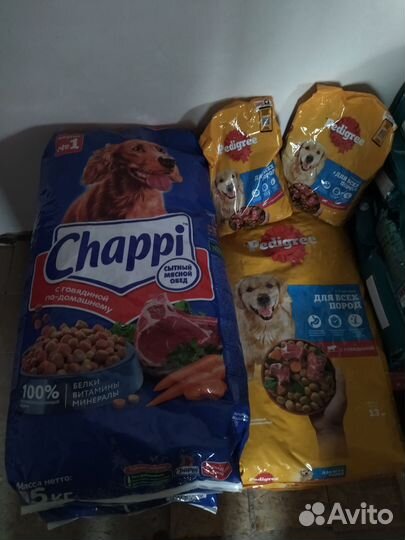 Корм для кошек и собак