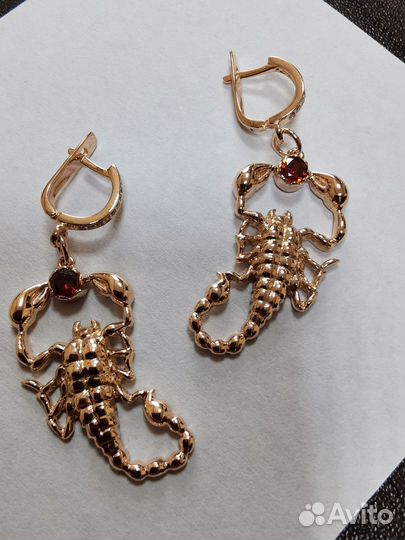 Золотые серьги