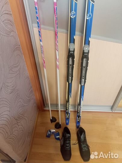 Беговые лыжи и палки