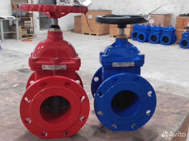 Чугунная задвижка новая