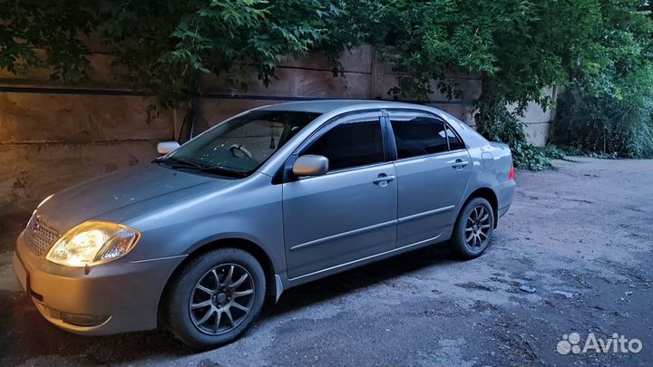 Toyota Corolla 1.5 AT, 2001, 400 000 км