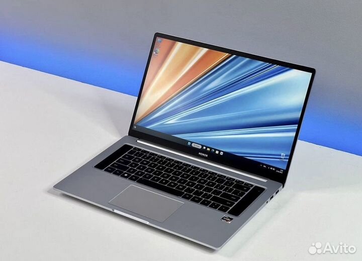 Honor magicbook 16 16/512gb 144hz