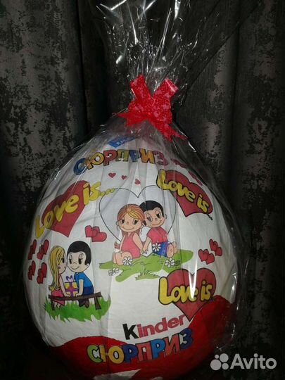 Киндер сюрприз love IS