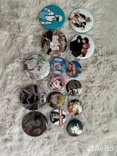 Значки брелки