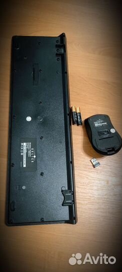 Беспроводная клавиатура и мышь