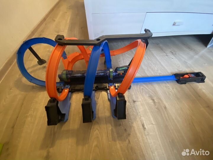 Трек Hot Wheels Экшн Винтовое столкновение FTB65