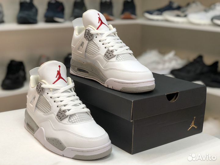 Кроссовки Nike Air Jordan 4