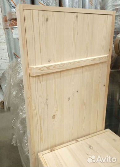 Дверь деревянная для бани