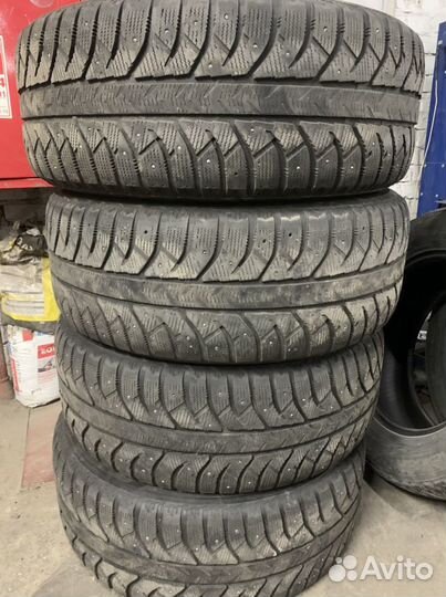 Bridgestone Ice Cruiser 7000 285/60 R18