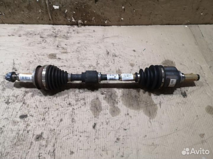 Привод Toyota Auris NZE151H