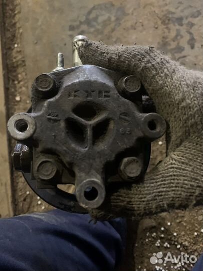 Насос гур Lancer X 2.0