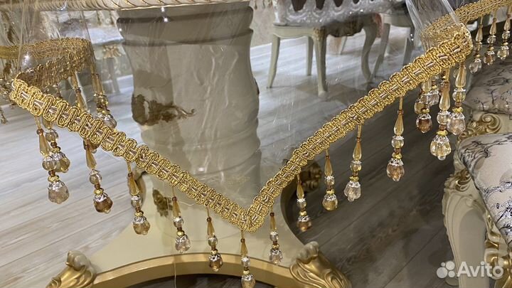 Скатерть прозрачная с бусами