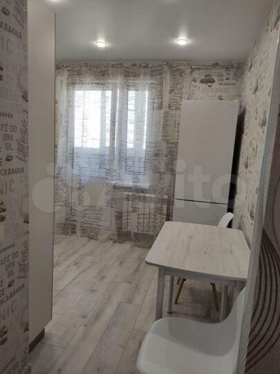 2-к. квартира, 65 м², 6/10 эт.