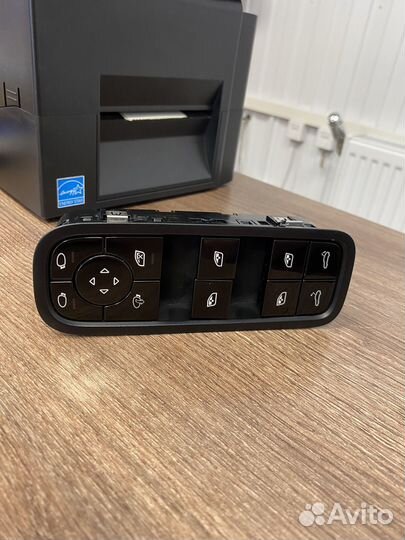 Блок кнопок двери FL Porsche Cayenne