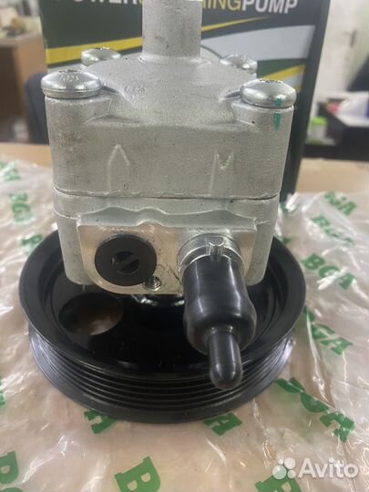 Насос гидроусилителя руля гур VoIvo S60 S80 XC70