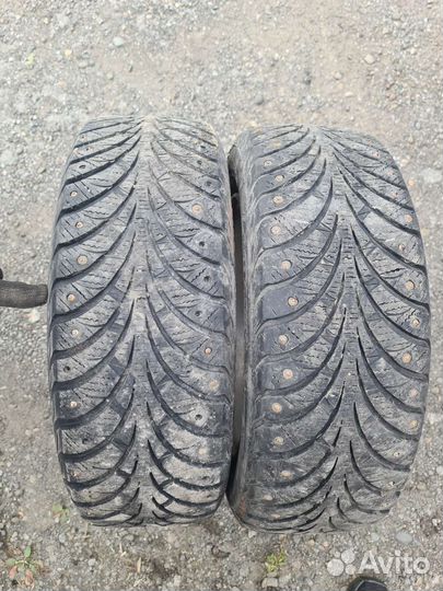 Goodyear UltraGrip Extreme 195/60 R15