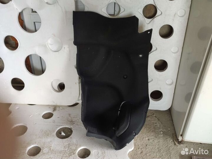 Панель отделки багажника Hyundai Solaris 1 правое