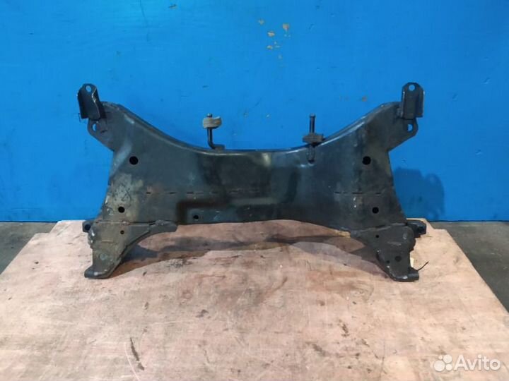 Подрамник передний Mitsubishi Outlander 1