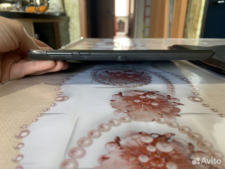 Планшет-навигатор Prestigio GeoVision 7777