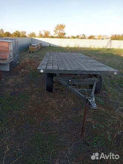 Прицеп пчеловодческий