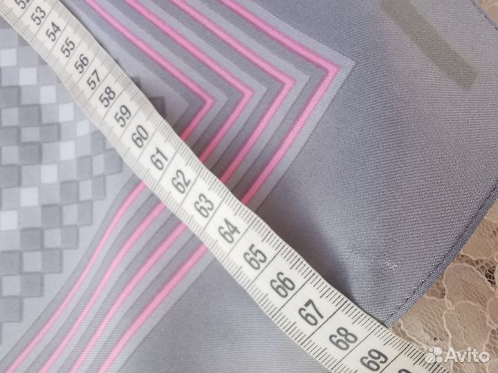 Винтажный красивый платок