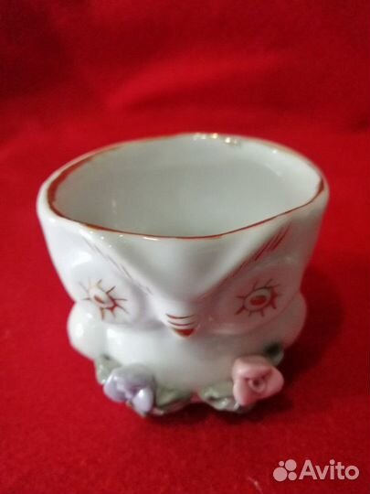 Фарфоровая вазочка в виде совы