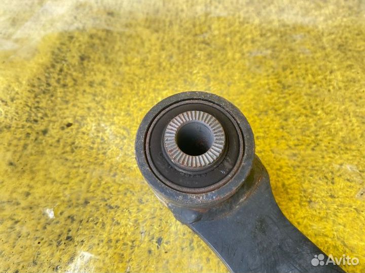 Рычаг задний левый Lexus