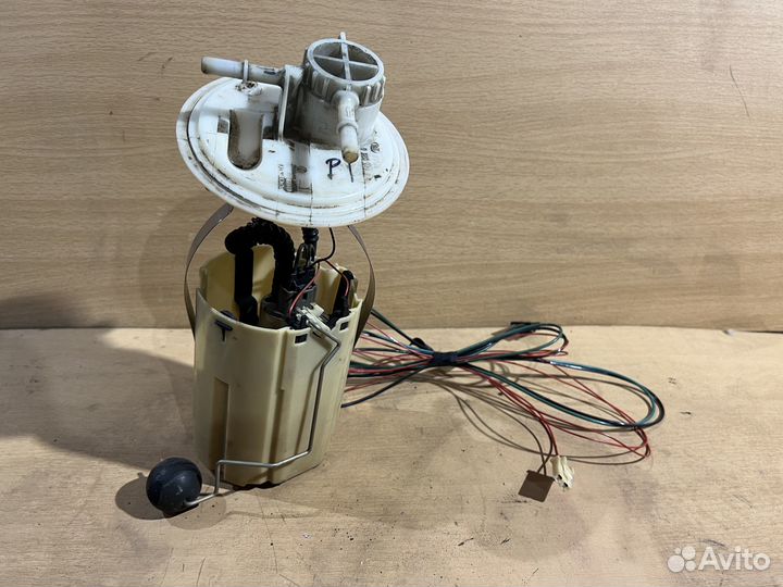 Насос топливный электрический Volvo XC70 I 00-07г