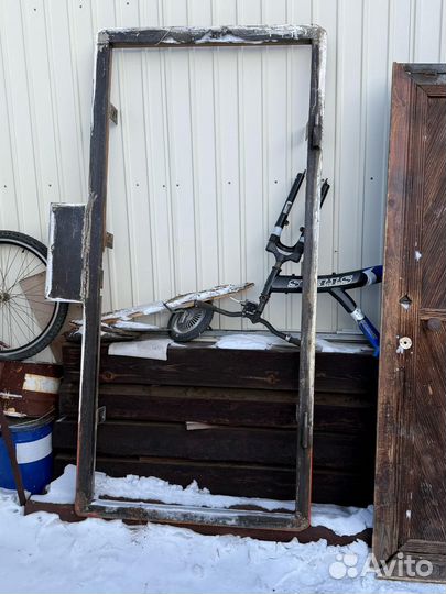 Дверь входная металлическая